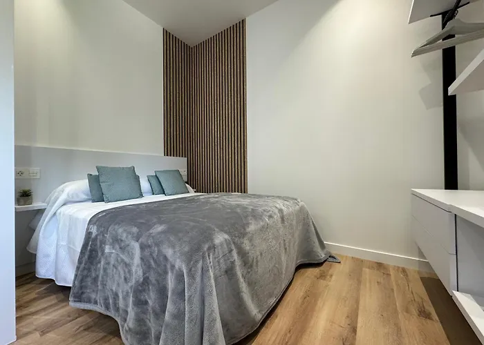 דירה Mk77 Se7ven *